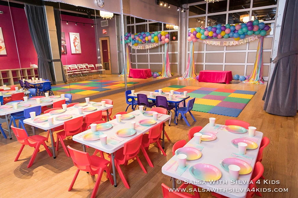 Salsa-with-Silvia-Birthday-Party-200119-105856-3003