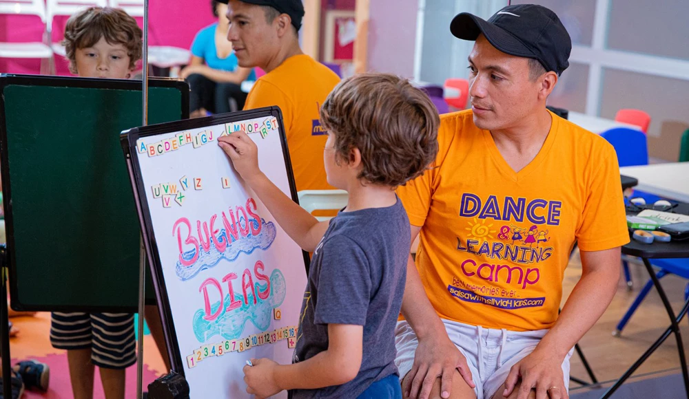 bilingual-camps-salsa-with-silvia